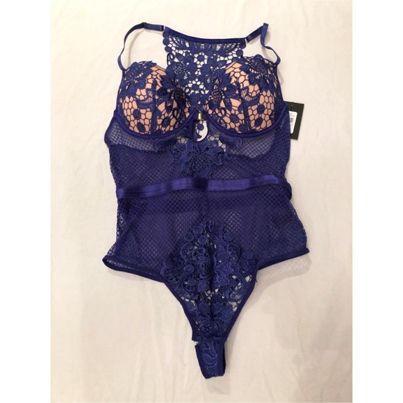 Fredericks Lace Teddy - Picture 2 of 7